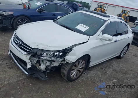 2015 Honda Accord Ex-L V-6 z USA, uszkodzony, nr VIN 1HGCR3F89FA003100